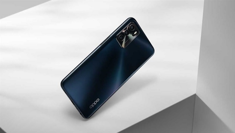 Thiết kế sang trọng, camera gọn g&agrave;ng